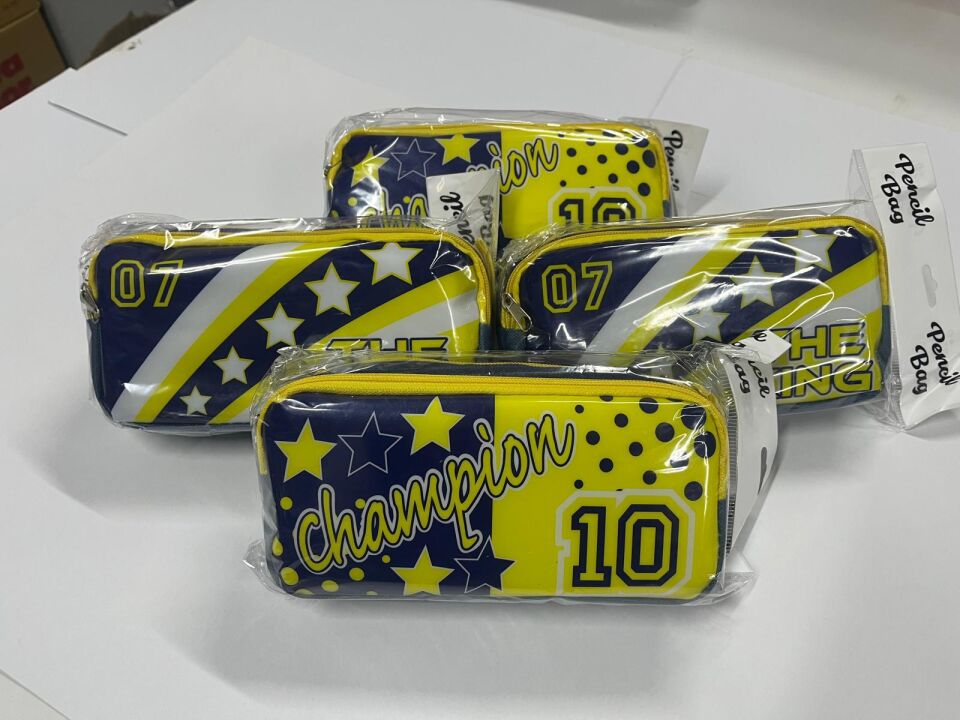 Çift Gözlü Taraftar Kalemlik Fenerbahçe Model Fermuarlı