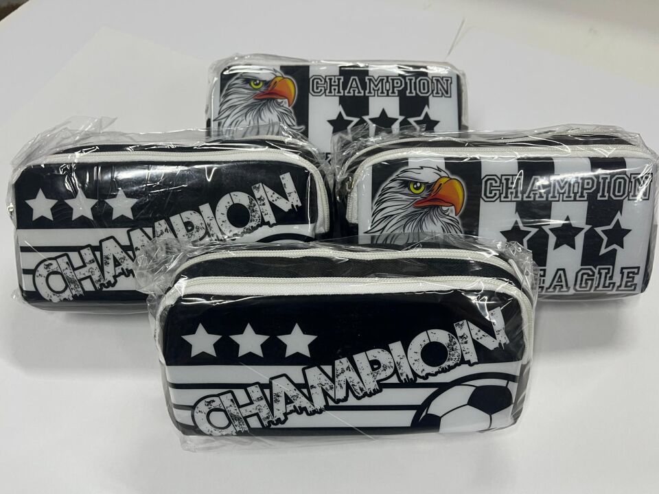 Çift Gözlü Taraftar Kalemlik Beşiktaş Model Fermuarlı