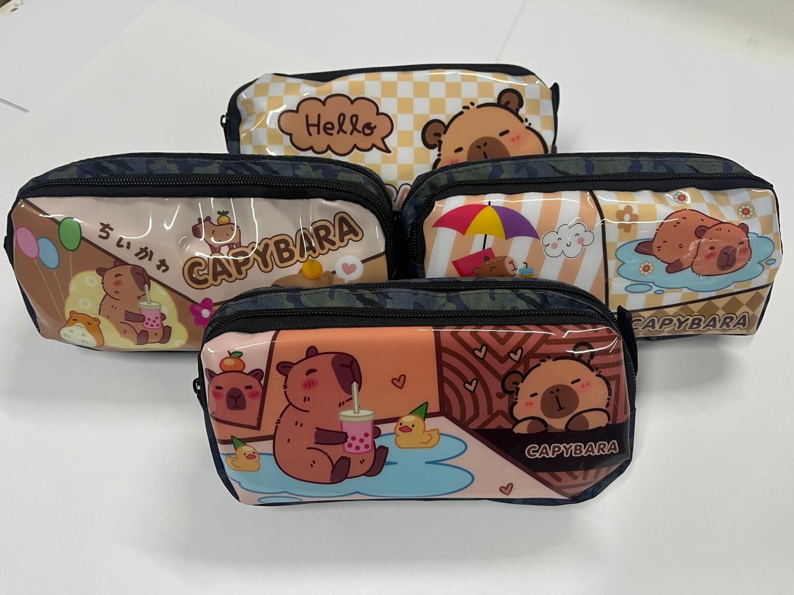 Çift Gözlü Taraftar Kalemlik Capybara Model Fermuarlı